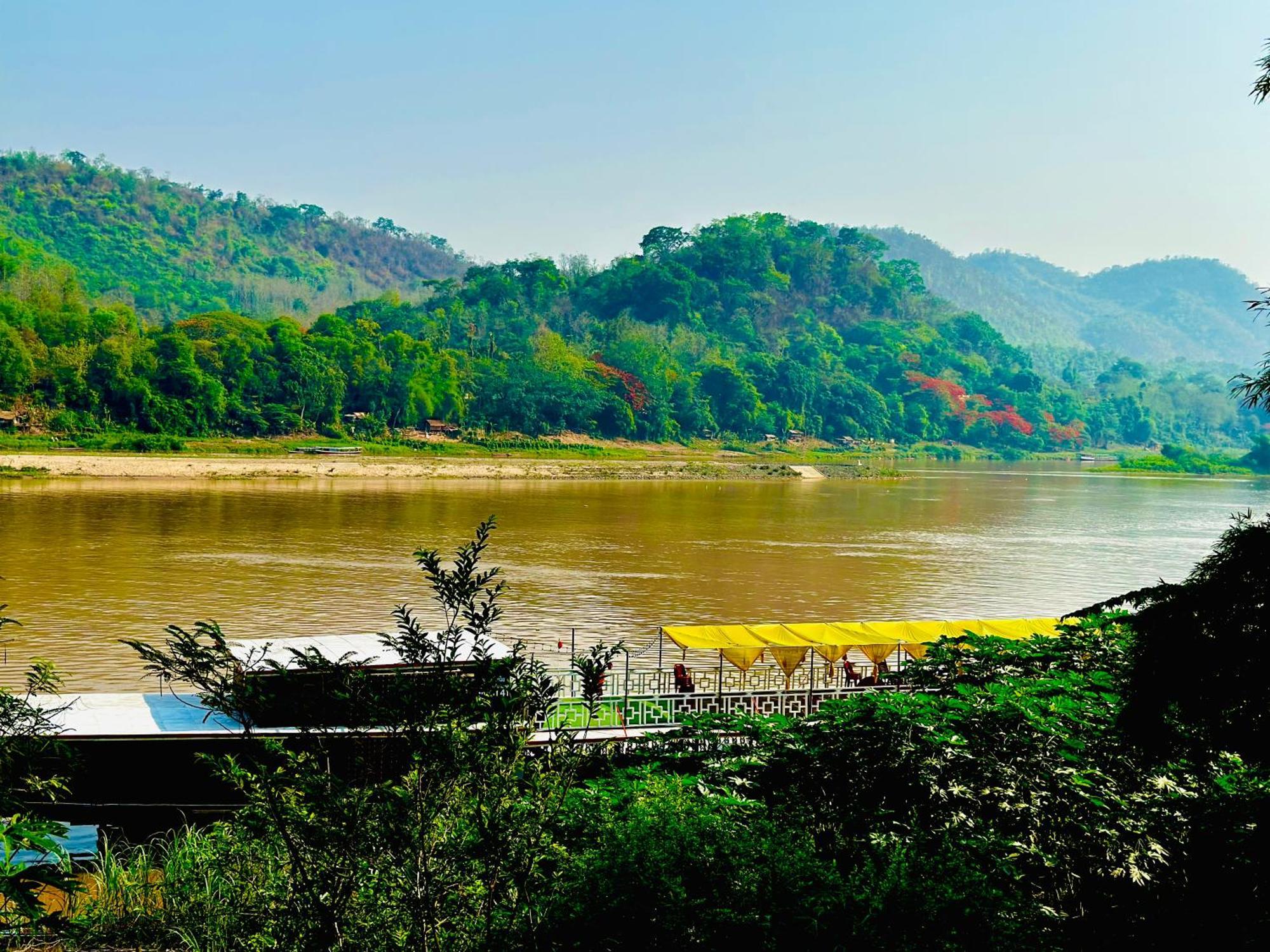 Villa Phonethip Mekong Riverside Luang Prabang Exterior foto
